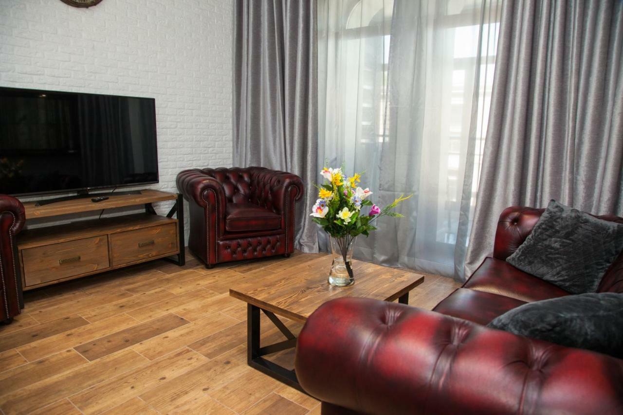 Vip Apartment On Lobanovskogo 19 Street Zaporizhia Esterno foto